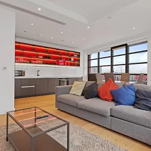  Apartment Excel Side United Kingdom